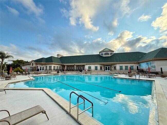 Building Photo - 9500 Green Needle Dr