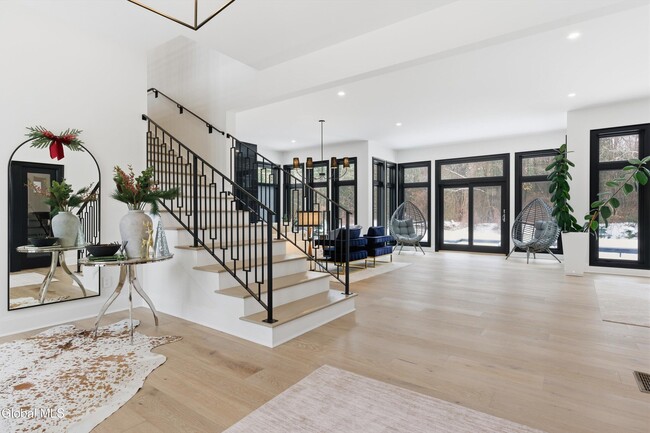 Building Photo - 15 Joshua Rd