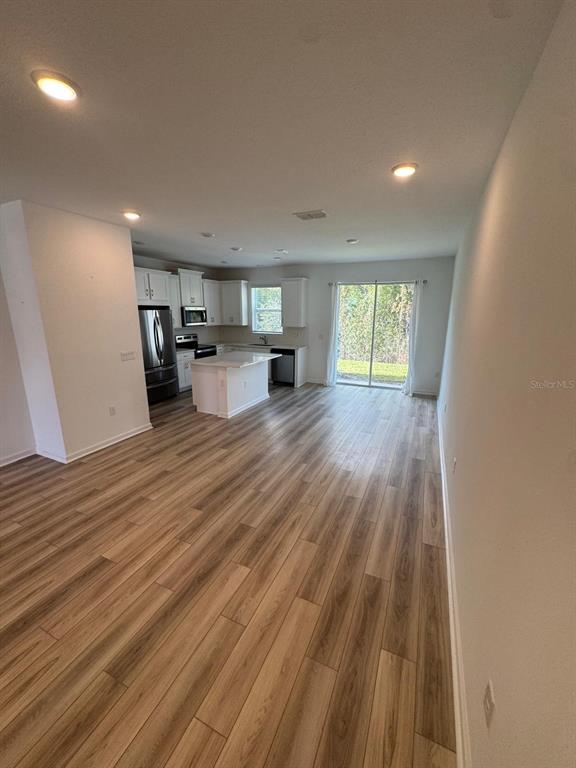 Building Photo - 950 Spring Palms Lp