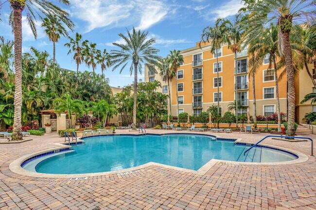 Building Photo - 630 S Sapodilla Ave