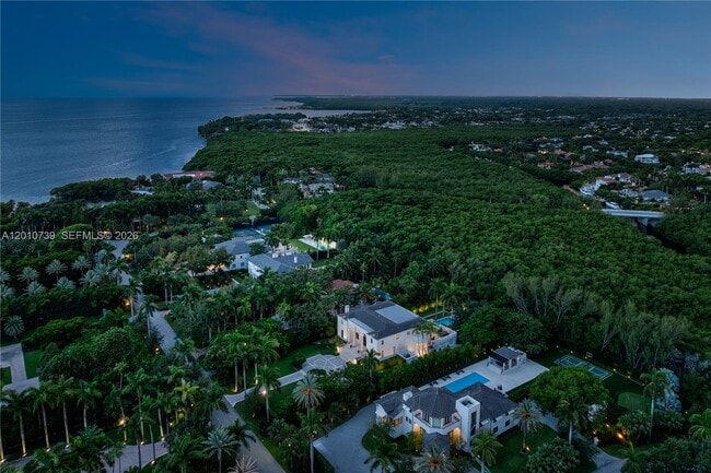 Building Photo - 26 Tahiti Beach Island Rd