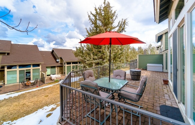 Building Photo - 2 Bed/2 Bath Single-Level Condo in Eagle C...