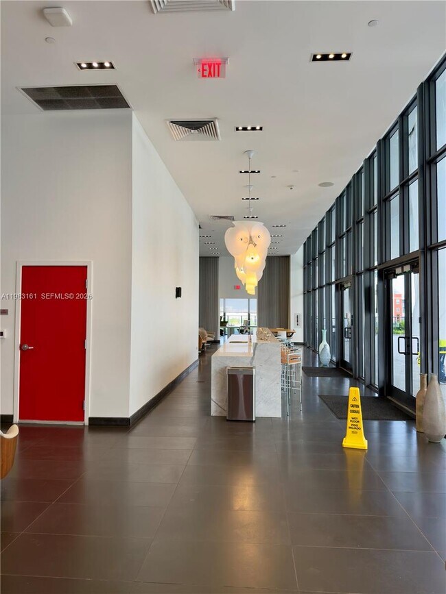 Building Photo - 1600 NE 1st Ave