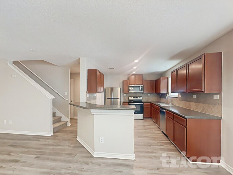 Building Photo - 2417 Cotton Forrest