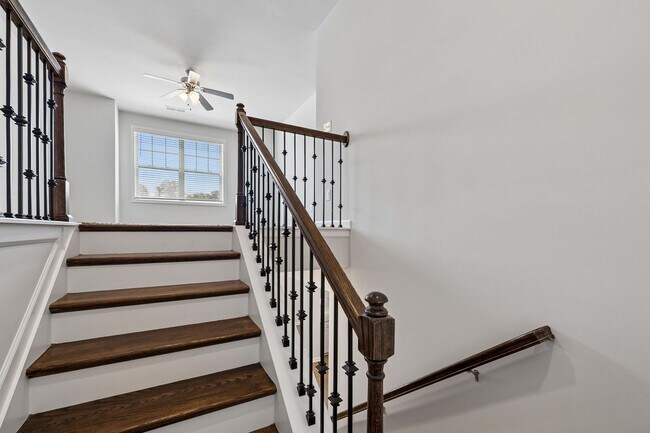 Building Photo - 6430 Hickory Bell Dr