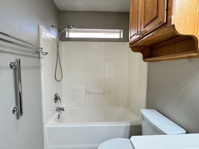 Building Photo - 11281 Grand Slam Dr