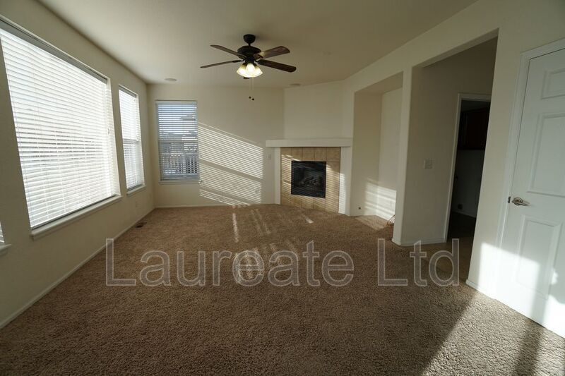 Building Photo - 10213 Uravan St