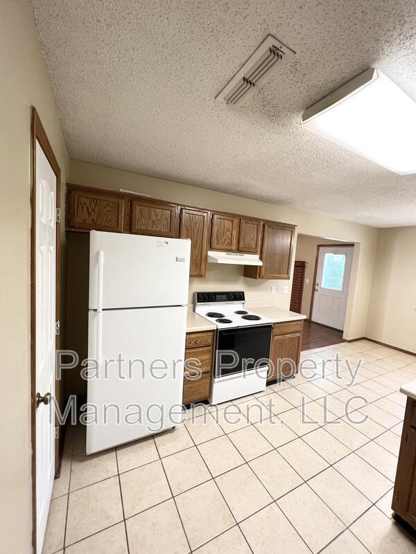 Building Photo - 3089 Mica St