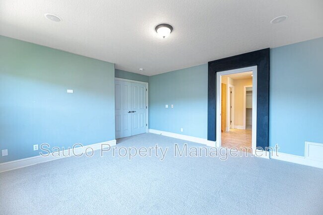 Building Photo - 4492 NW 125th Ave