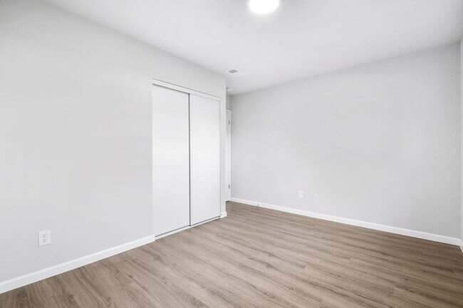 Building Photo - 16012 Julie Ln