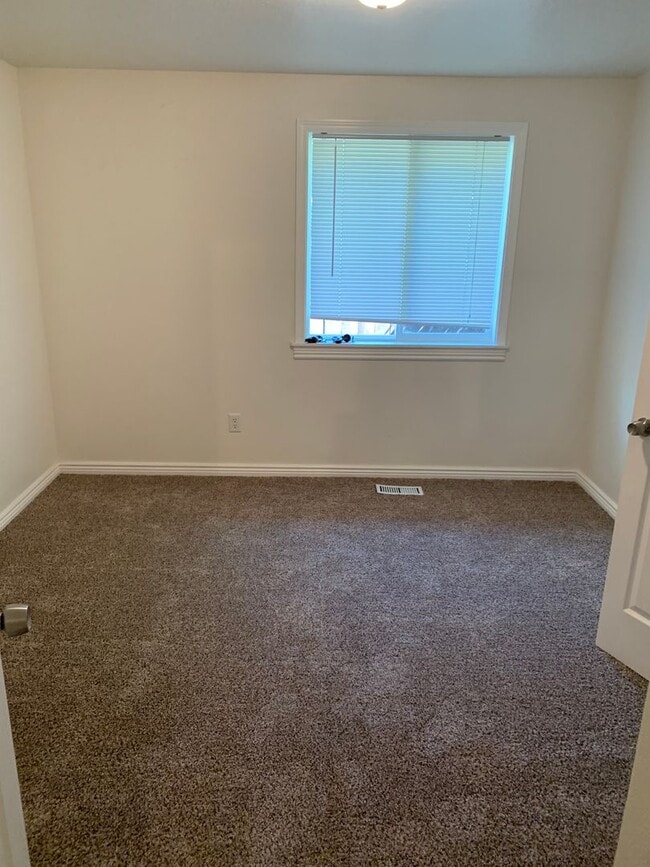 Building Photo - Recently Remodeled home on the Boise Bench!!!