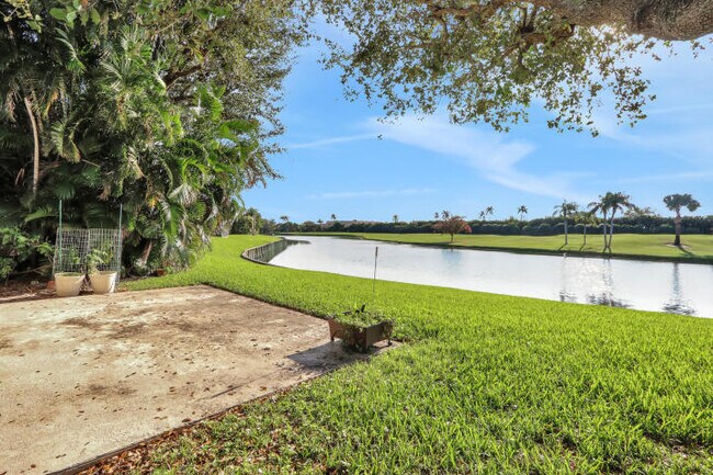 Building Photo - 434 French Royale Cir