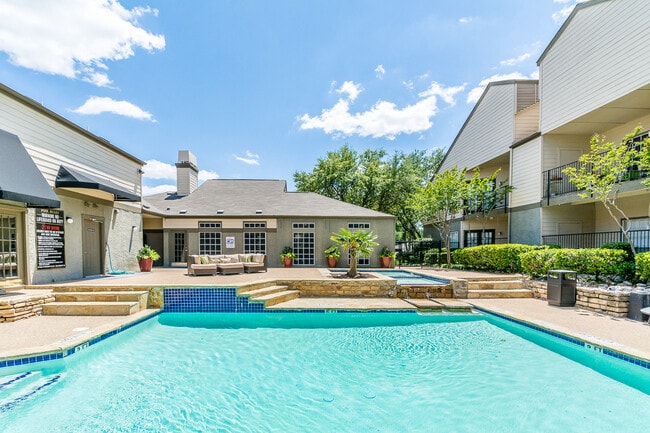 Primary Photo - Summerstone Apartments