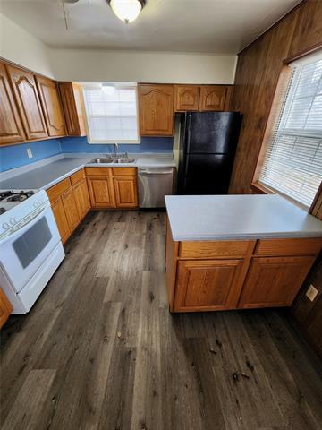 Building Photo - 14732 Oakwood Ln