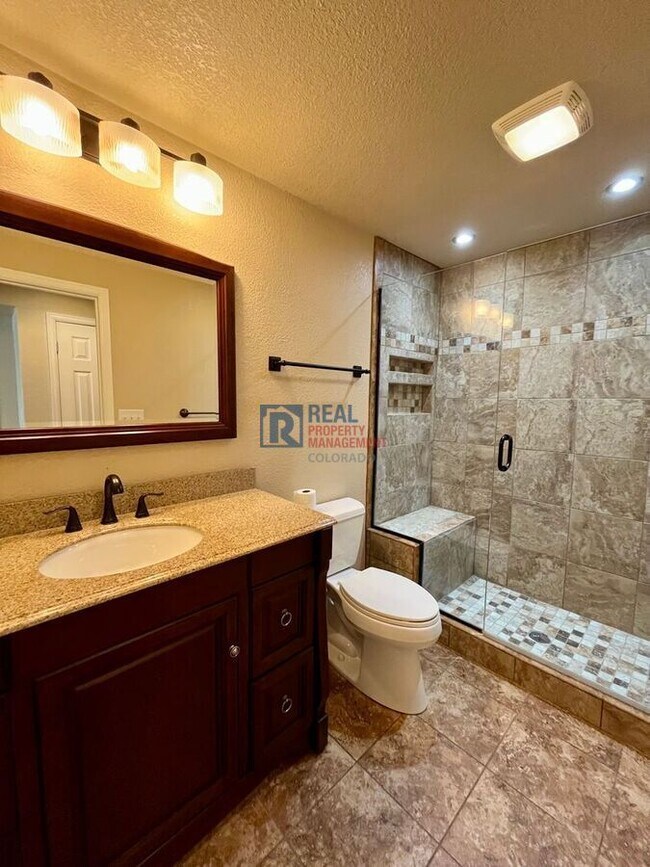 Building Photo - 10276 Deer Meadow Cir