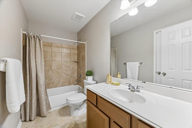 Building Photo - 9966 Chimney Swift Ln