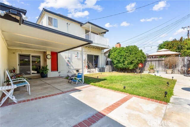Building Photo - 942 Oleander St