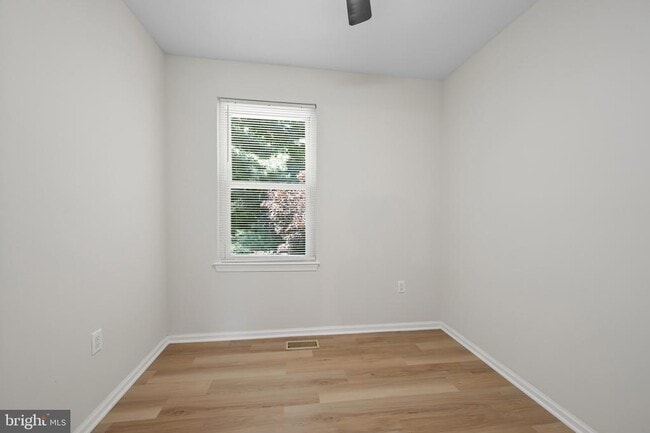 Building Photo - 6356 Ducketts Ln