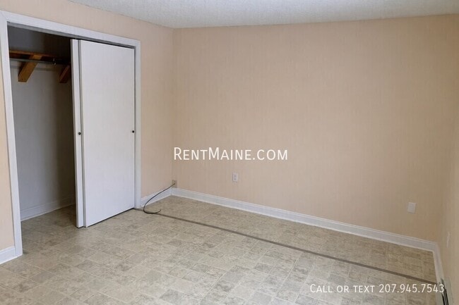 Building Photo - 28 Congress St