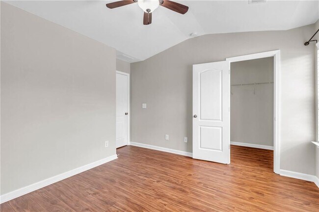 Building Photo - 1543 Creek Bend Ln NW