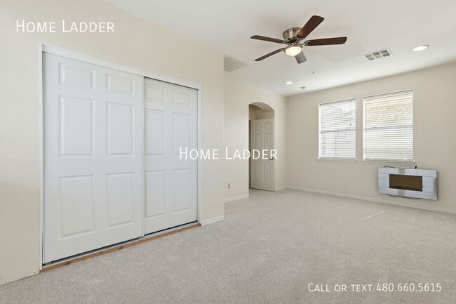 Building Photo - 9274 E Desert Park Dr