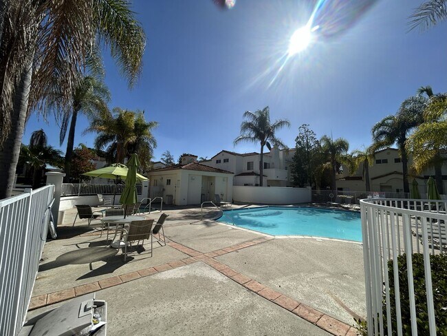 Building Photo - Beautiful 3bed/2bth in San Marcos!