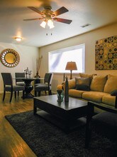 apartments walnut mall university street carbondale