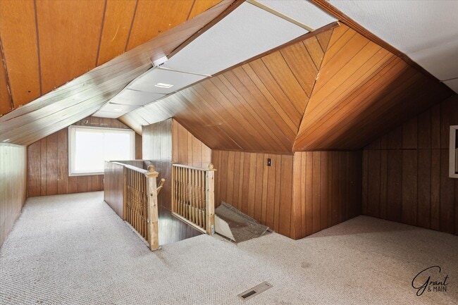 Building Photo - 3 bedroom bungalow $1300