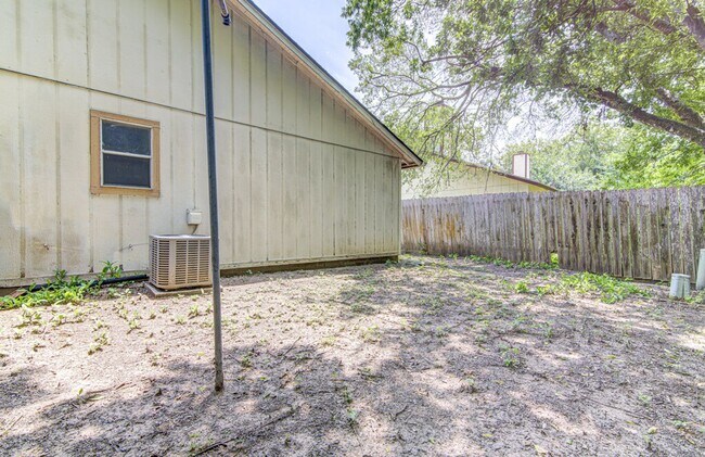 Building Photo - 12220 Tyson Cove