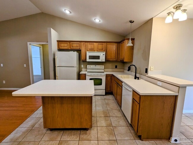 Building Photo - 9150 Stillbridge Ln