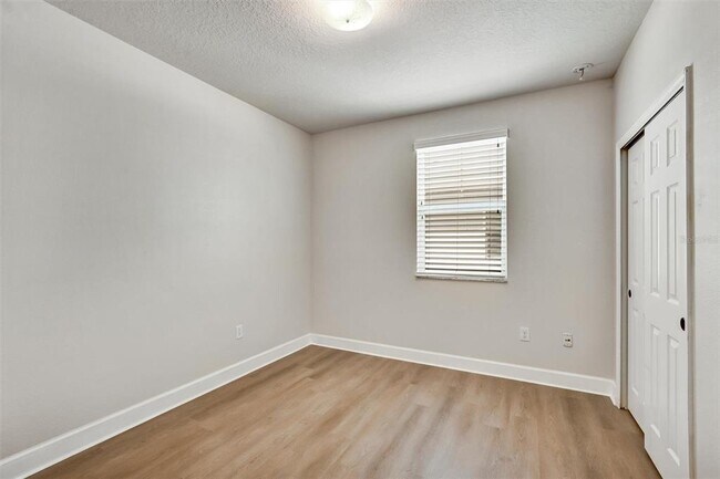 Building Photo - 4628 Garden Arbor Way