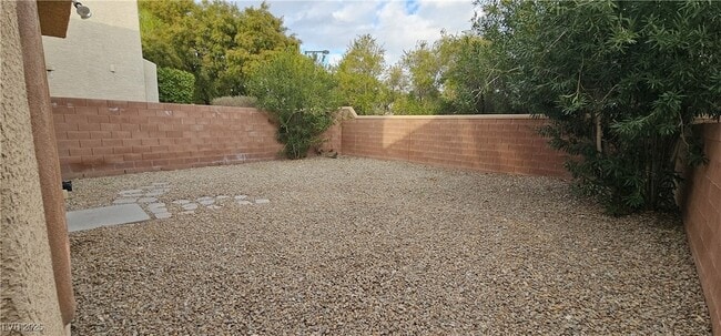 Building Photo - 832 S Percy Arms St