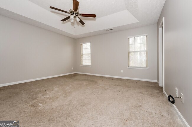 Building Photo - 70 Fairwoods Ct