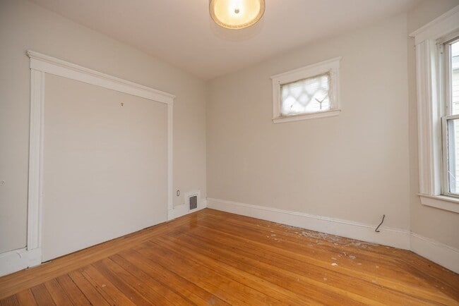 Building Photo - 341 Allston St