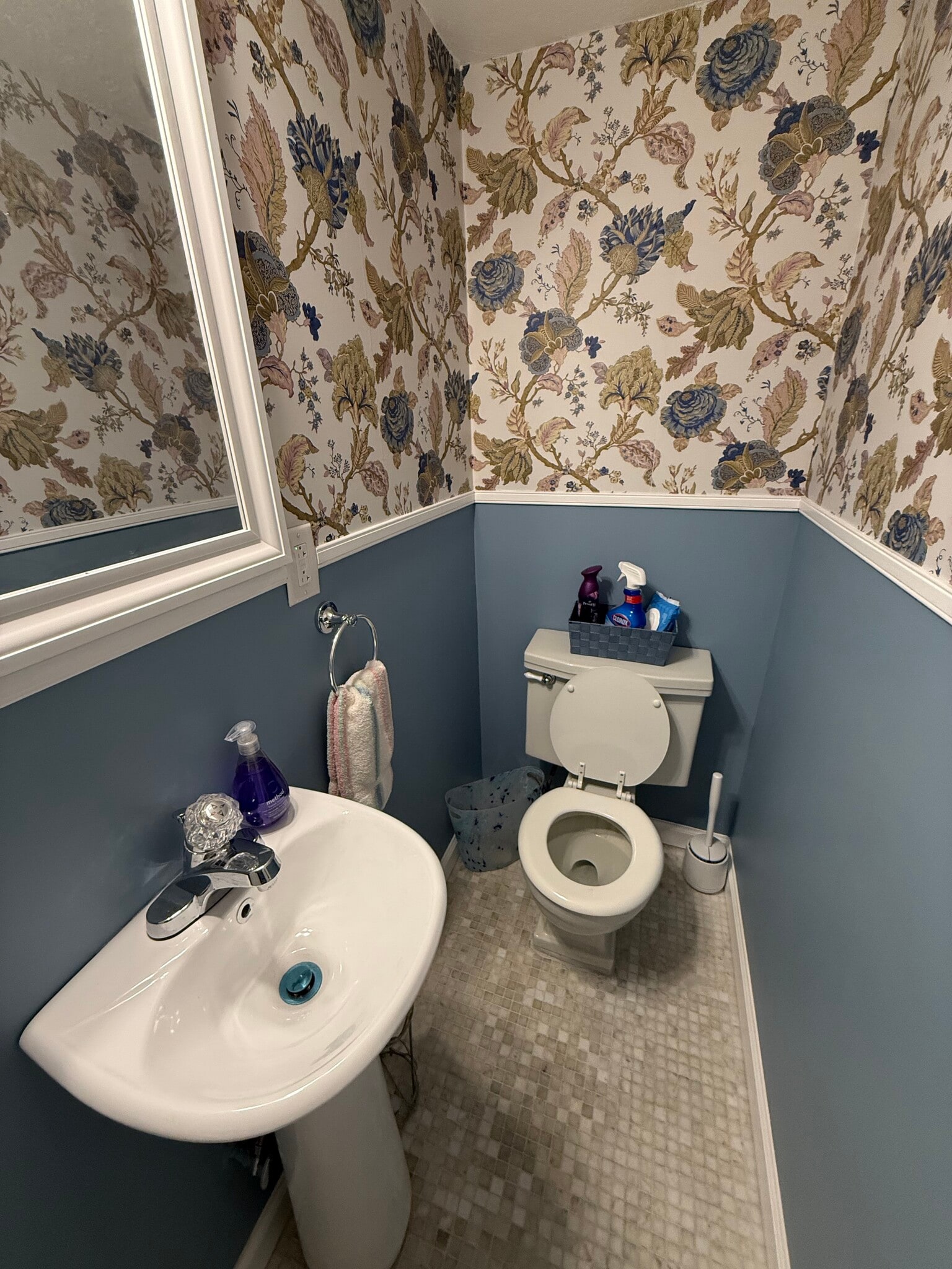 Building Photo - 18 Porter Rd