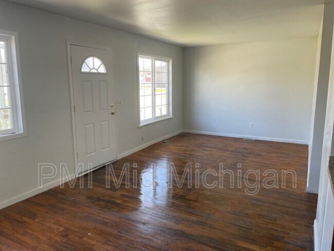 Building Photo - 4515 Baldwin Blvd