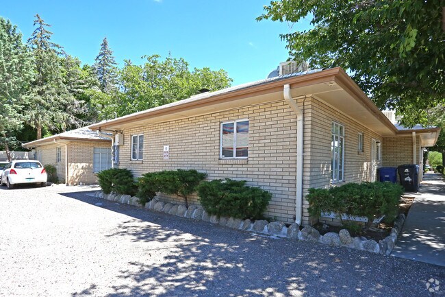 Building Photo - 3401 Smith Ave SE