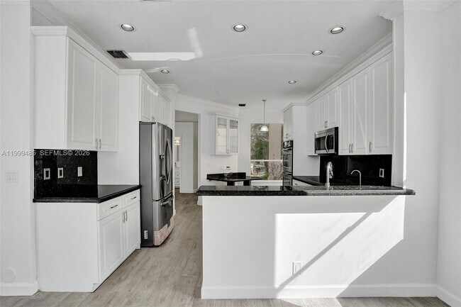 Building Photo - 2508 Cardaman Ave