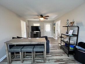 Building Photo - 3213 Willis St