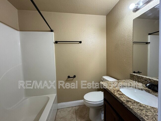 Building Photo - 1523 N Dawn Dr