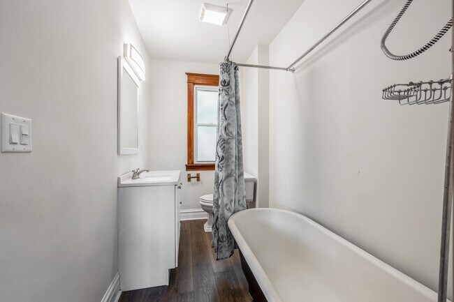 Building Photo - 3714 Grand Blvd