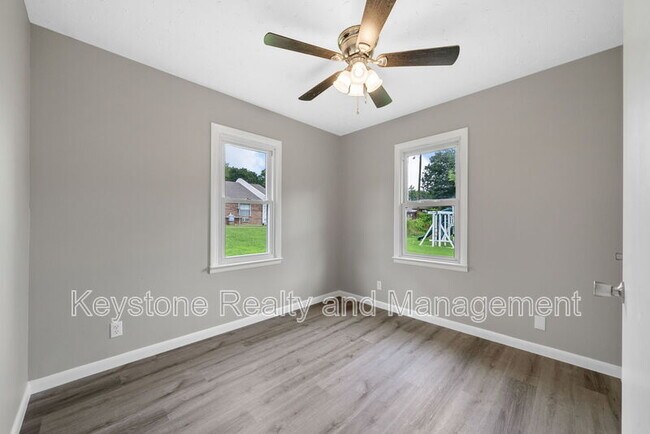 Building Photo - 103 Cayce Ave