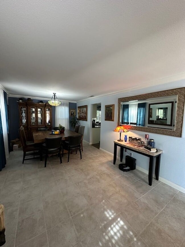 Building Photo - Upgraded Hallmark home on quiet cul-de-sac in a private community!