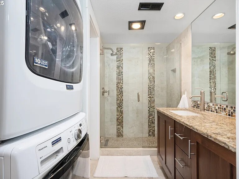 Building Photo - 123 N Hayden Bay Dr