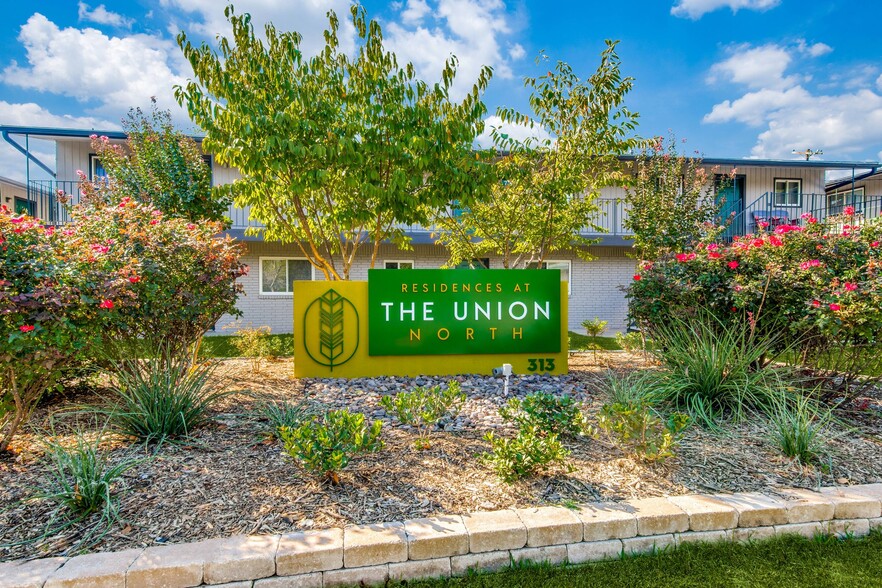 2211-w-hickory-st-denton-tx-76201-High-Res-1 - Residences at The Union