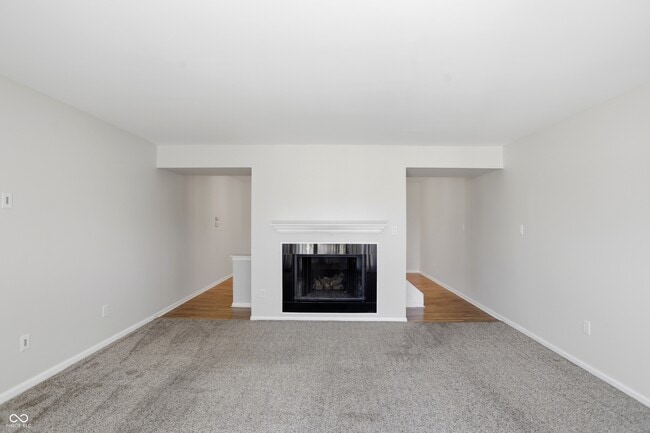 Building Photo - 4 Druid Hill Ct