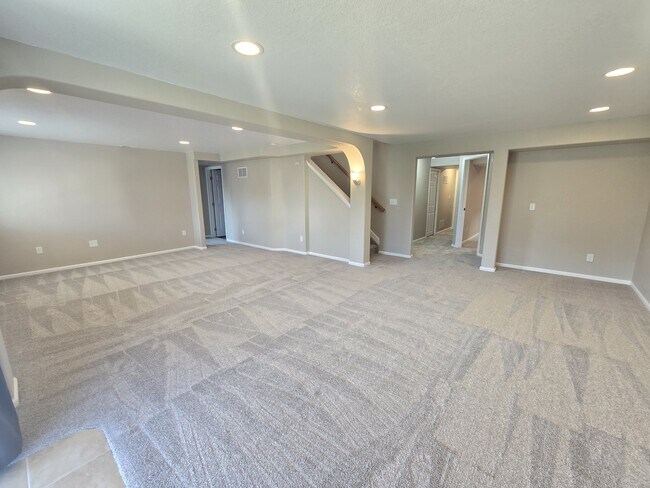 Building Photo - 12237 St Annes Rd