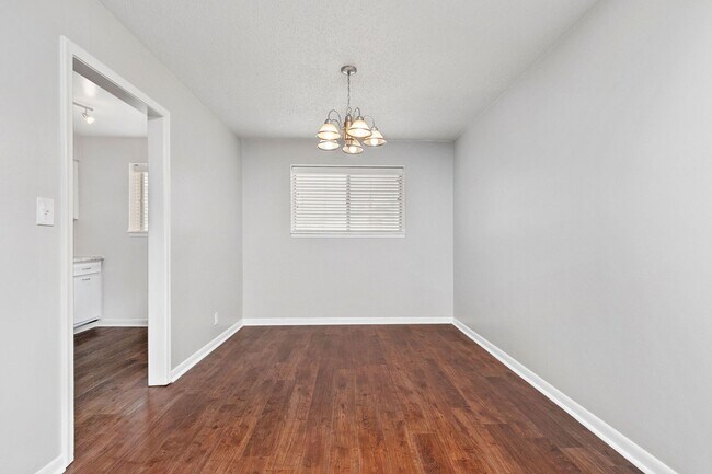 Floorplan - PLAZA SQUARE