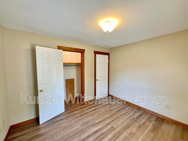 Building Photo - 546 N 40th St