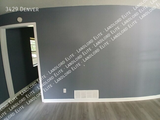 Building Photo - 3429 Denver-